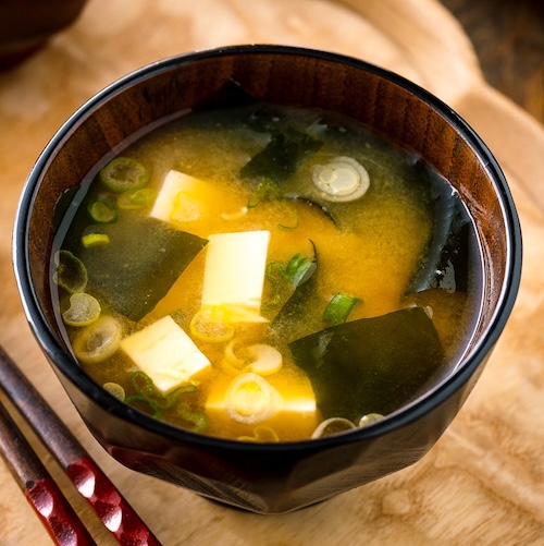 A bowl of steamed rice